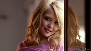 ���ালিকা - সতেজ Tiffany Fox