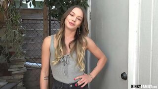 Arrissat de la Família - la Seva jove vagina