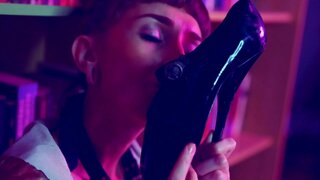 ���ેઉ ક્વિરીડો ડી એન્ડ એક્ક્યુટ;રિયો ડી ગોઝડાસ દા ક્યુરેન્ટેના: બ્રિન્કાન્ડો કોમ એ બ્યુસેટિન્હા એન્ટ્રે મ્યુટા બાબા ઈ સલ્ટો અલ્ટો