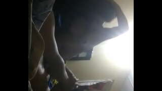 Хорошенькая цыпочка шлюха куркытып яшәүдән рәхәт табадыр аның әгъзасы эчендә урнашкан